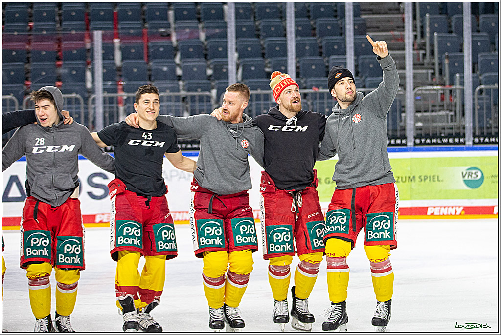 PENNY DEL; Koelner Haie- Duesseldorfer EG; Koeln, 16.12.2022